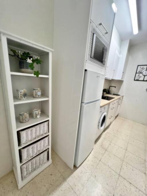 Magnifico Apartamento En El Centro De フエンヒロラ エクステリア 写真